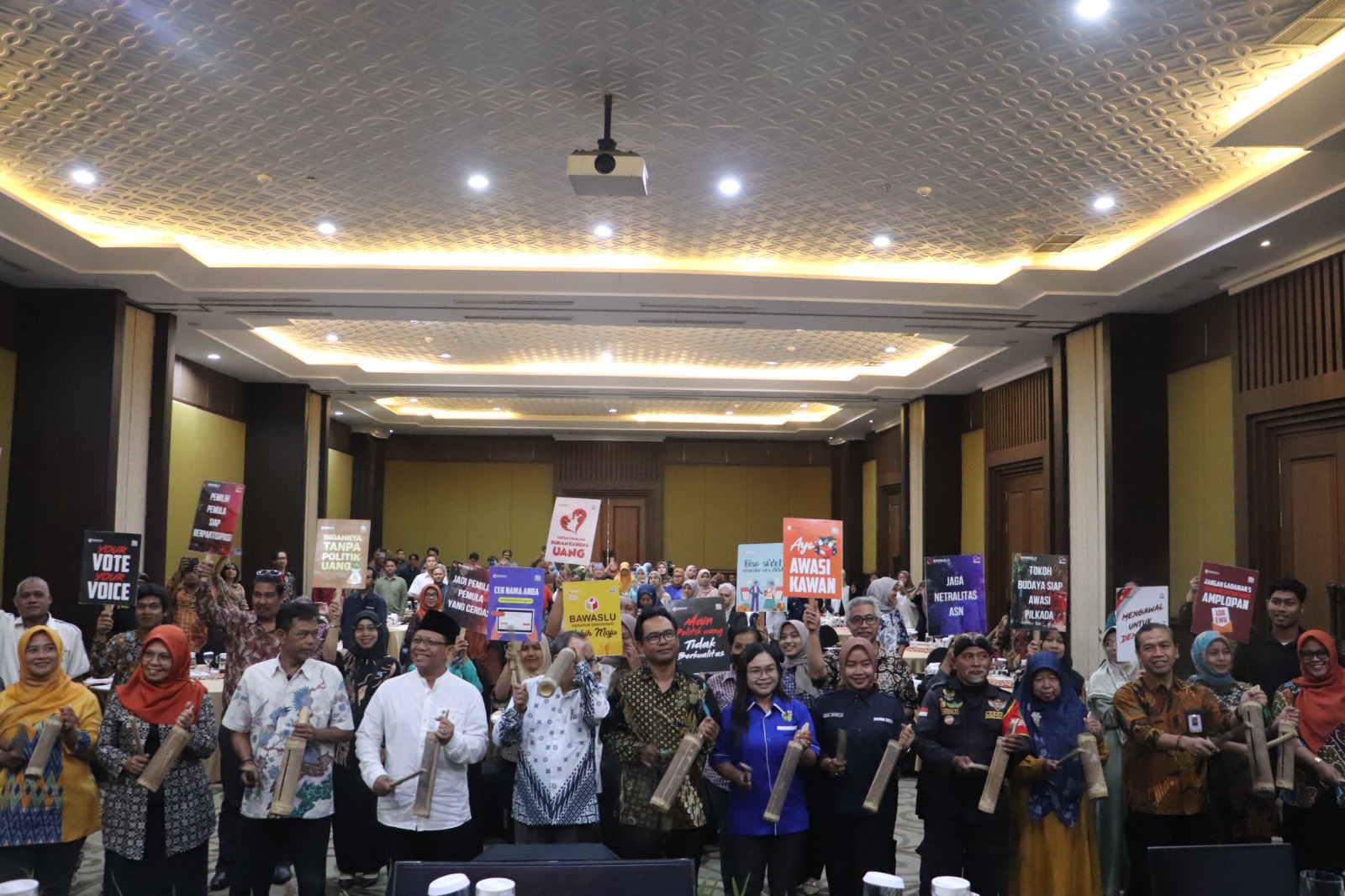 Launching Indeks Kerawanan Pilkada Bantul 2024 diikuti oleh Ormas, Komunitas, Paguyuban dan Pengawas Partisipatif di Kabupaten Bantul