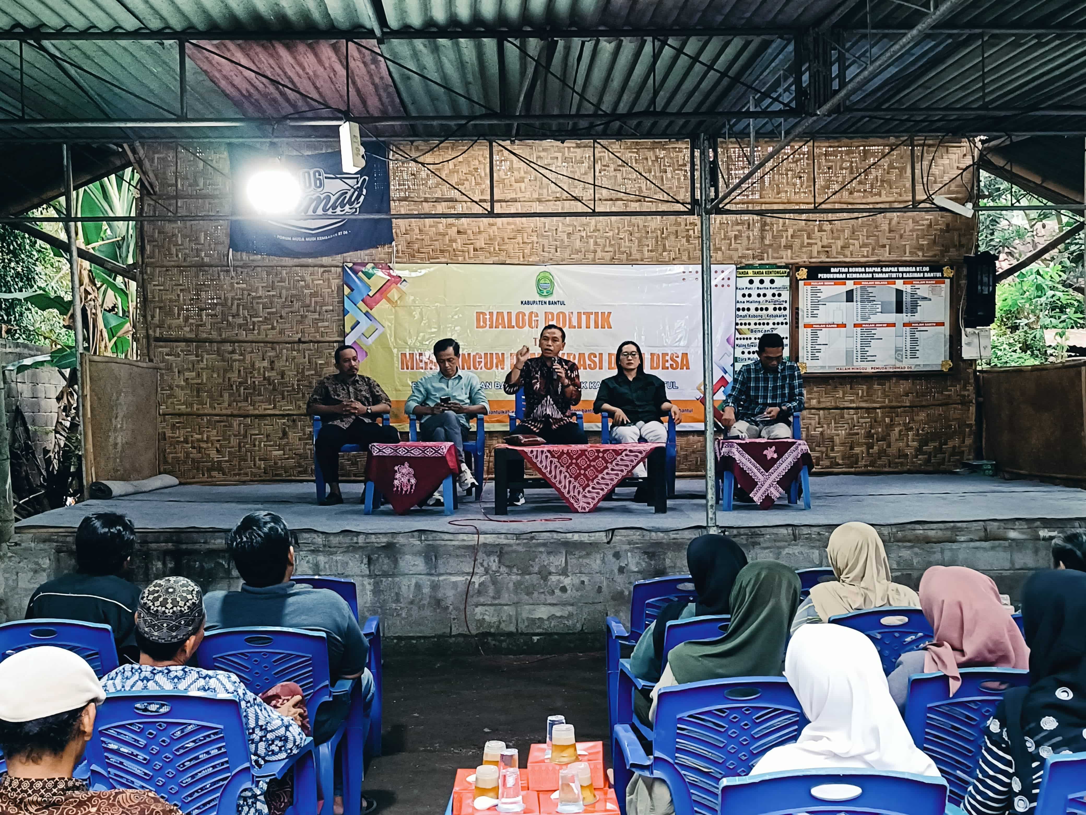 Ketua Bawaslu Bantul menjadi narasumber dalam Dialog Politik