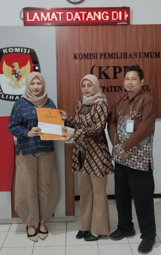 Koordinasi dilaksanakan oleh Kordiv P2H Bawaslu Bantul Dewi Nurhasanah berserta jajaran Sekretariat Bawaslu Bantul