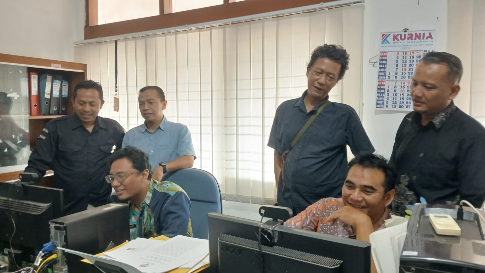 Foto Pengawasan Verifikasi Dokumen Partai Politik