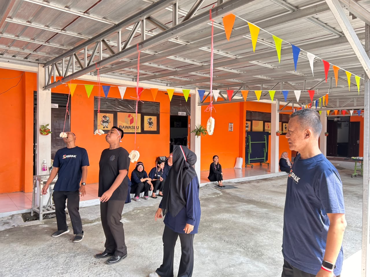 Beragam lomba diikuti oleh seluruh jajaran Bawaslu Bantul
