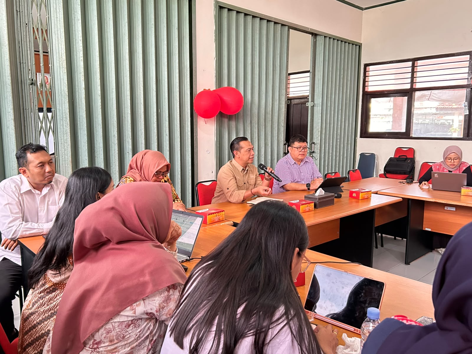 Tim Inspektorat Wilayah I melakukan peninjauan terhadap register risiko yang telah disusun oleh Bawaslu Kabupaten Bantul