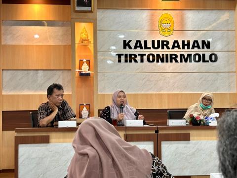 Bawaslu Kabupaten Bantul melaksanakan kegiatan Konsolidasi Demokrasi di Kalurahan Tirtonirmolo, Kapanewon Kasihan, Rabu (21/10/2026).
