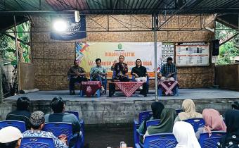 Ketua Bawaslu Bantul menjadi narasumber dalam Dialog Politik