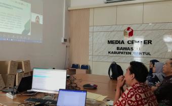 Rapat Koordinasi Terkait Program Pengabdian Masyarakat dilaksanakan secara daring