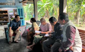 Proses Pengawasan Coktas secara langsung di kediaman rumah pemilih