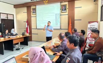 Foto kegiatan fasilitasi pembinaan dan penguatan kelembagaan bertema “Gaya Hidup Sehat: Kunci Kerja Bahagia”