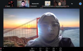 Sosialisasi dilaksanakan secara daring melalui zoom meeting