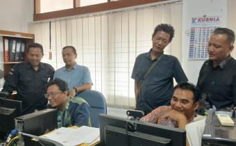 Foto Pengawasan Verifikasi Dokumen Partai Politik