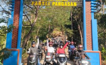 Konsolidasi Demokrasi Bersama Komunitas Motoran BBB dilaksanakan melalui kegiatan Touring di Kawasan Wisata Kabupaten Pacitan
