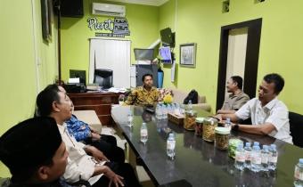 Bawaslu Kabupaten Bantul melaksanakan silaturahmi dan diskusi bersama Pemerintah Kalurahan Pleret, Kapanewon Pleret di Kantor Kalurahan Pleret (1/10/26)
